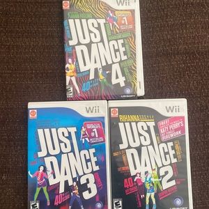 Nintendo Wii just dance game bundle